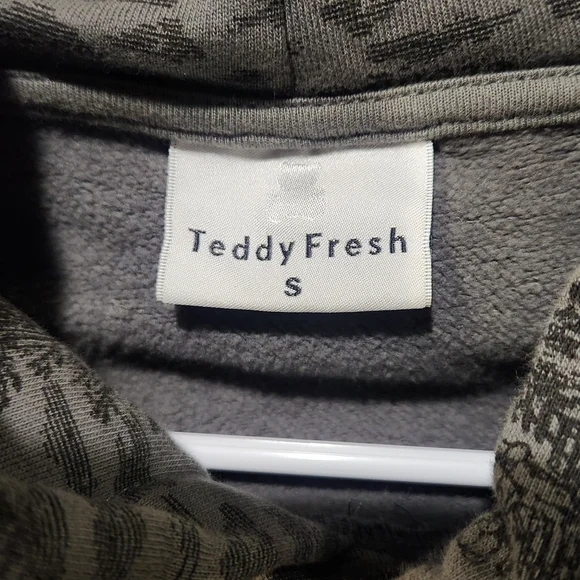 Teddy Fresh Gray Graphic Hoodie - Picture 3 of 4